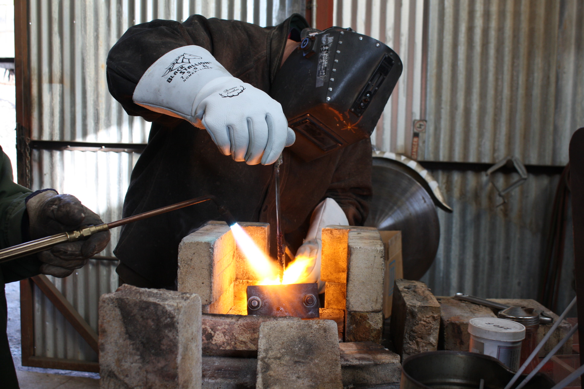 Welding Cast Iron: The How-To Guide