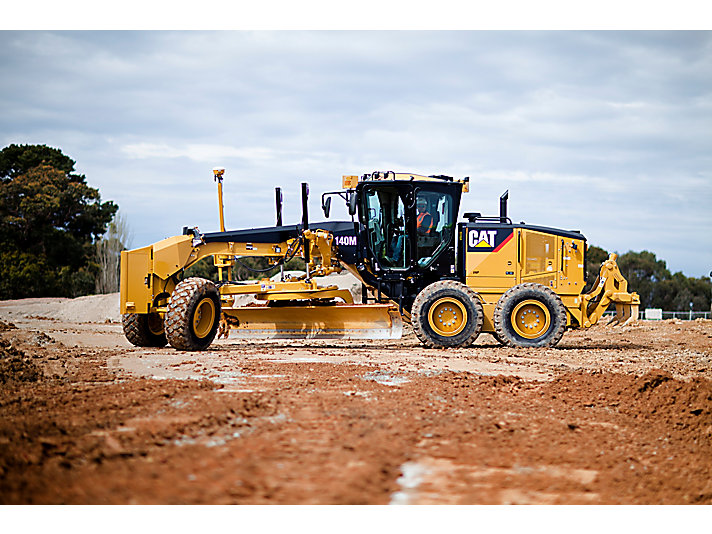 7 Big Reasons The Caterpillar 140M Grader Is A Standout Machine